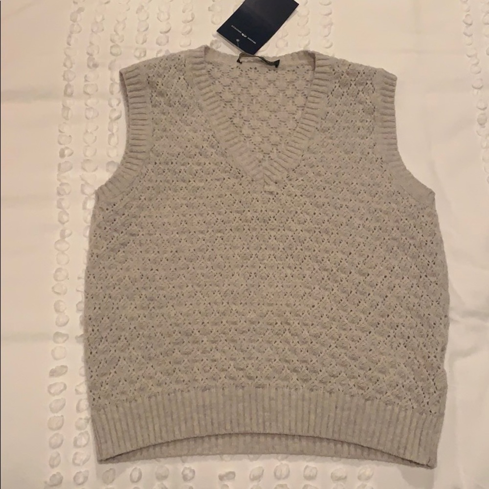 Brandy Melville Gray Sweater Vest
